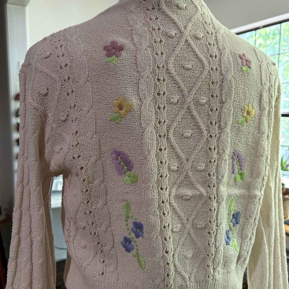 Zara Cream and Purple Jersey with Floral Embroidery - Picture 7 of 8
